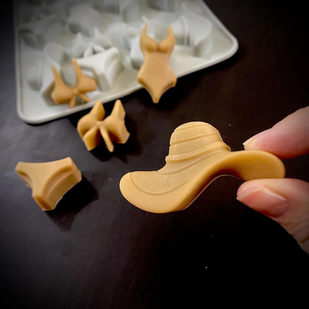 قالب سيليكون بتصميم بيكيني صيف - مراجعة Kitchen Baking Molds وسعره