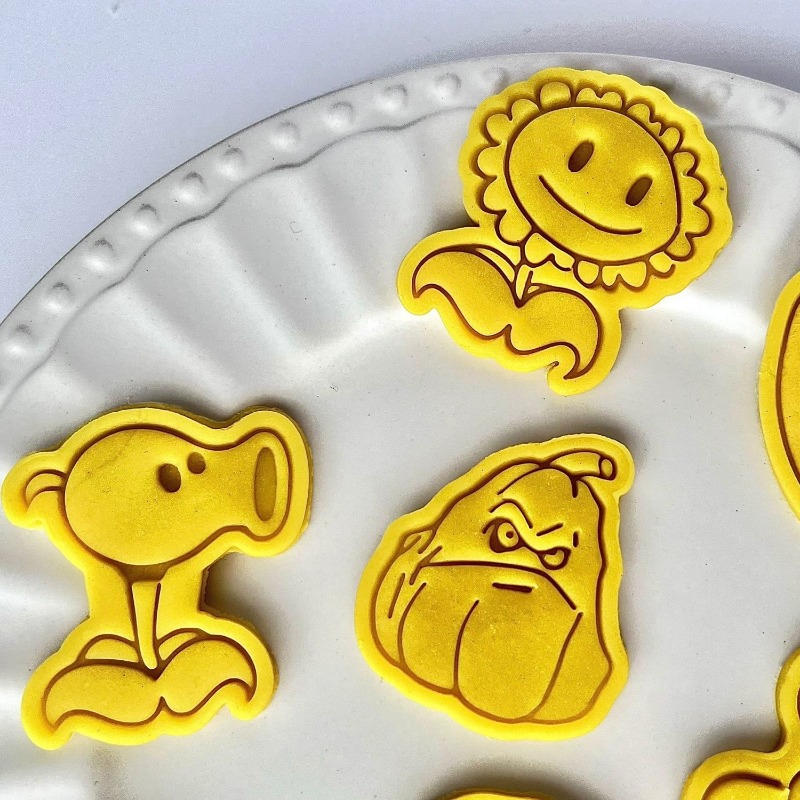 قالب بسكويت كرتوني جديد ورائج  - مراجعة Kitchen Baking Molds وسعره