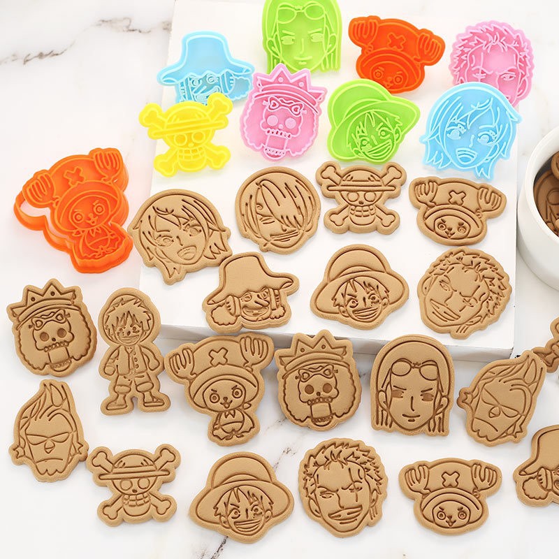 قالب طهي وتشكيل على شكل شخصيات - مراجعة Kitchen Baking Molds وسعره